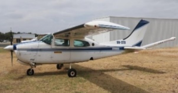 Cessna 210